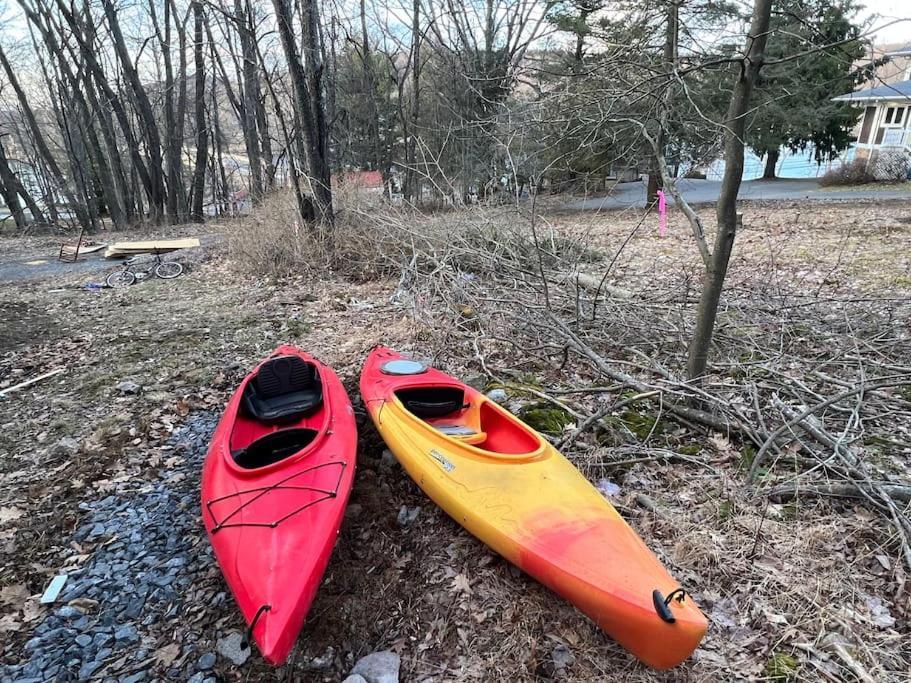 Cubs Den - Hot Tub- Walk To Lake- Fire Pit - Kayaks Oakland Extérieur photo